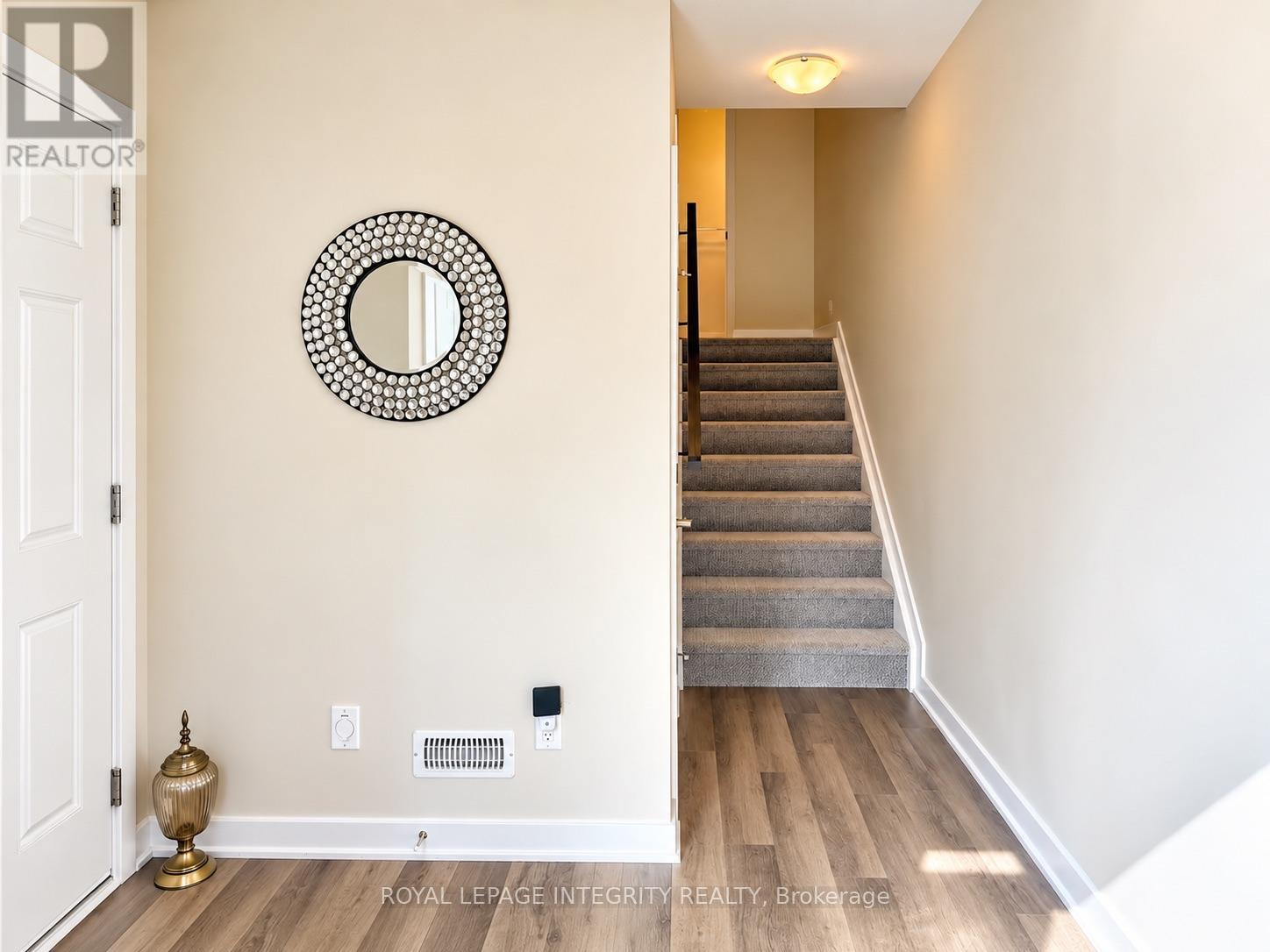 409 Jewelwing Pvt, Ottawa, Ontario  K1X 0M7 - Photo 3 - X14004214