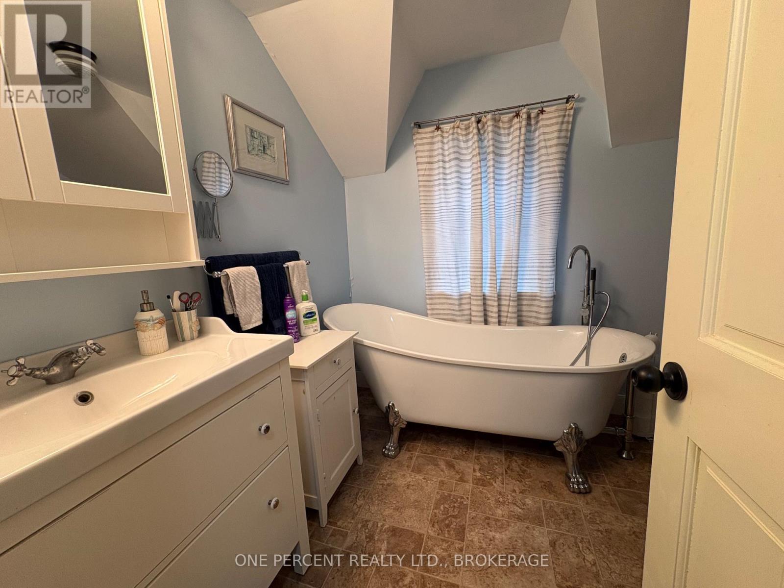 456 Millhaven Road, Loyalist, Ontario  K0H 2H0 - Photo 17 - X14030122