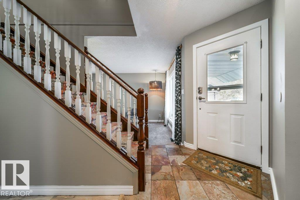 3815 36 AV NW