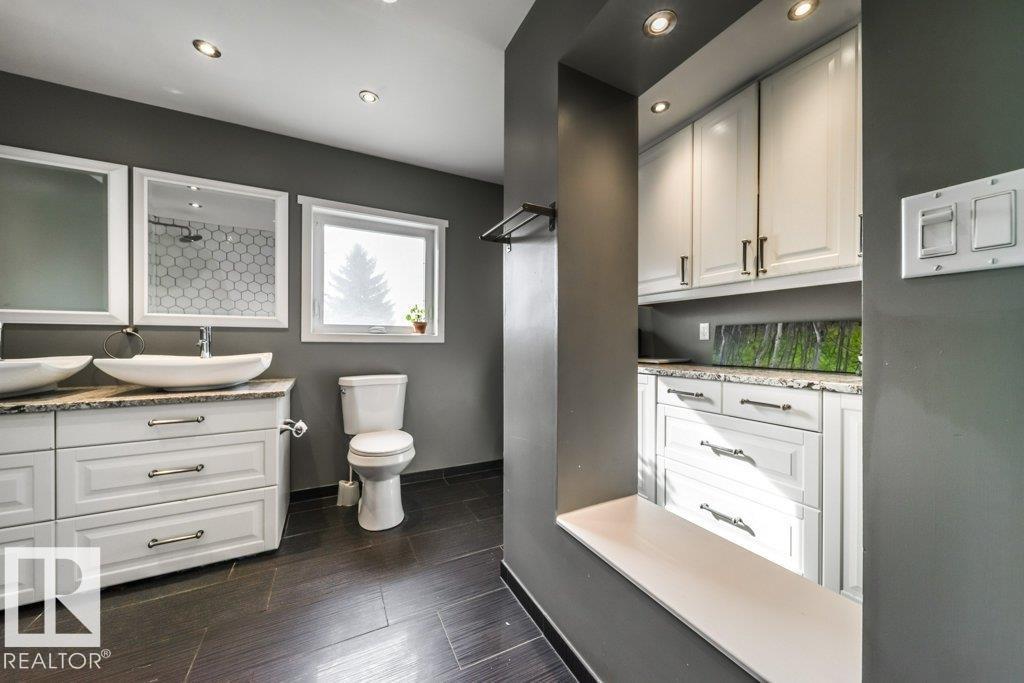 3815 36 AV NW