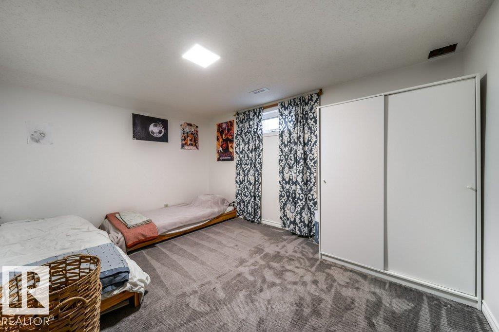 3815 36 AV NW