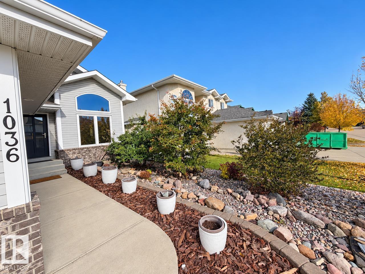 1036 Holgate PL NW NW