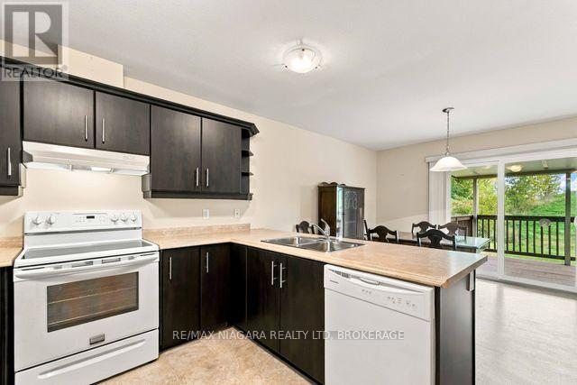 50 Shipview Court, Welland, Ontario  L3B 0A7 - Photo 9 - X14030042