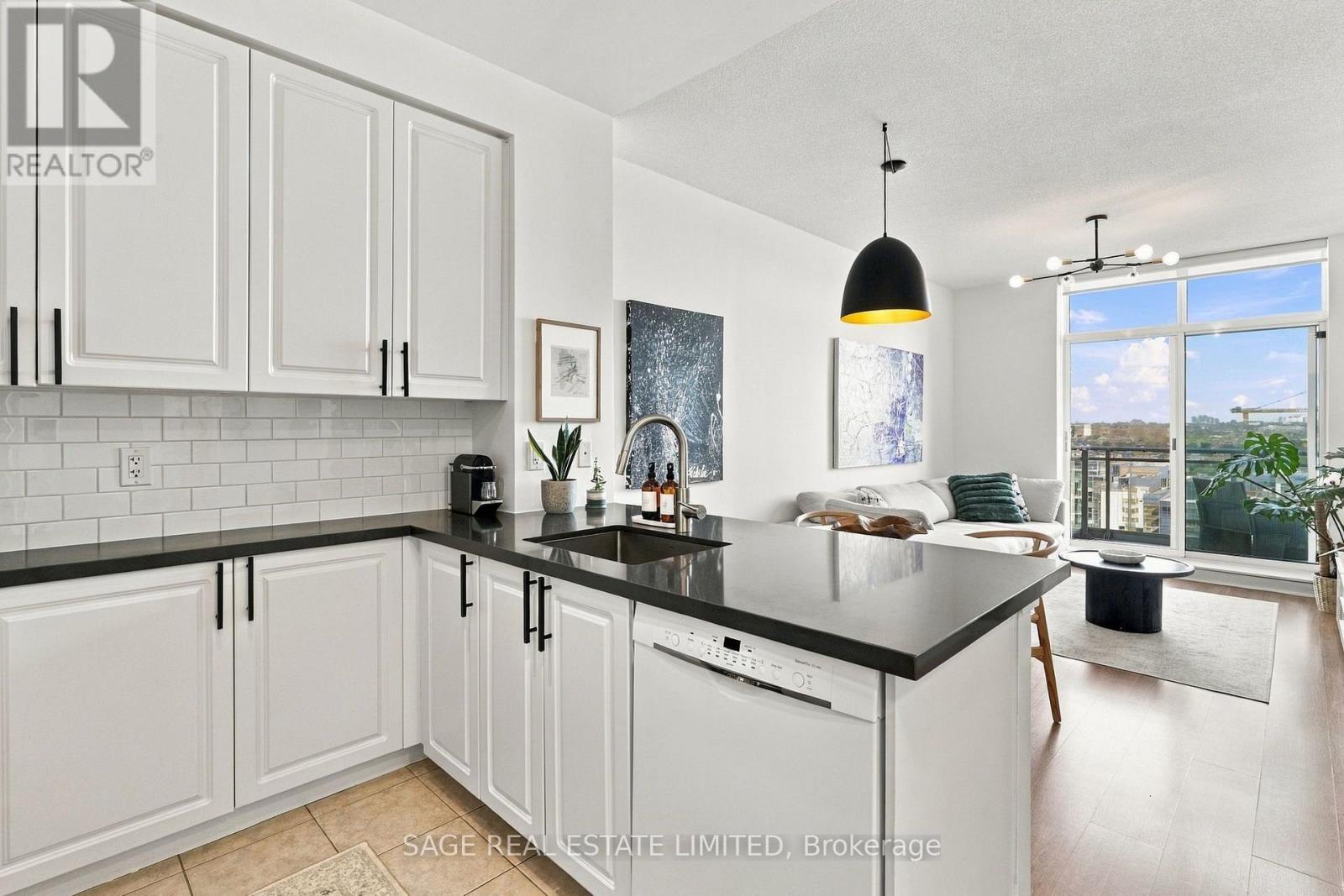 2408 - 50 Lynn Williams Street, Toronto, Ontario  M6K 3R9 - Photo 4 - C14030088