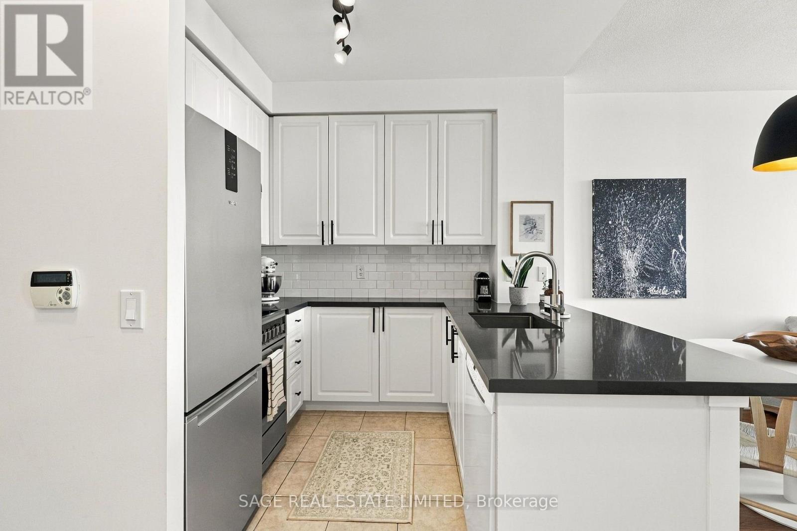 2408 - 50 Lynn Williams Street, Toronto, Ontario  M6K 3R9 - Photo 5 - C14030088