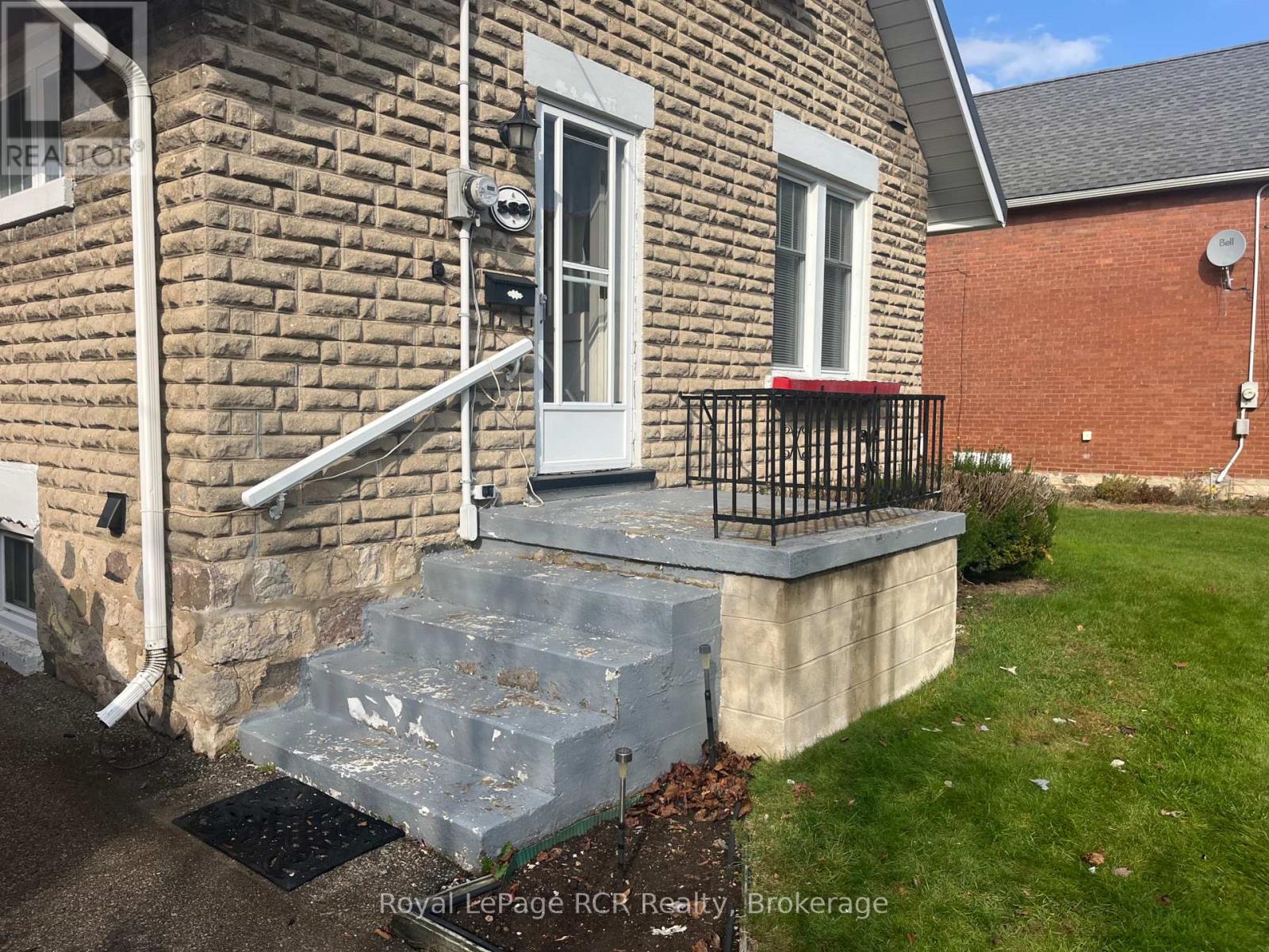 582 12th Ave Avenue N, Hanover, Ontario  N4N 2V6 - Photo 17 - X14030118