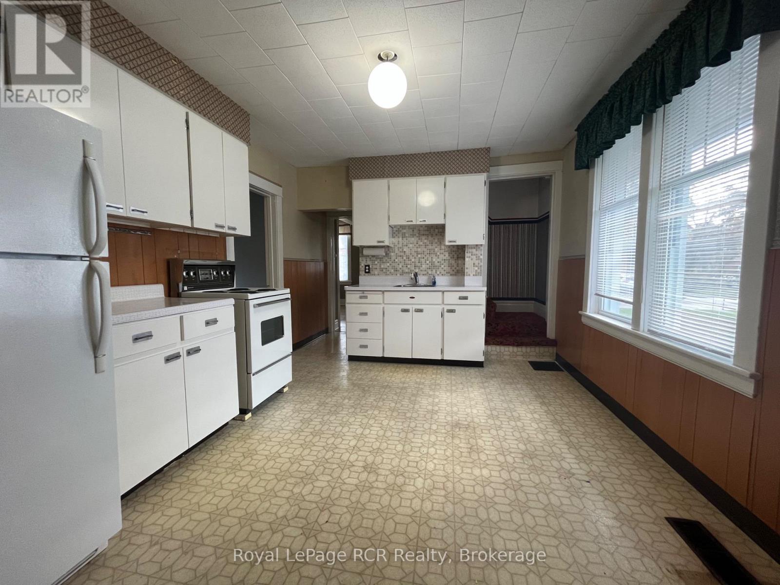 582 12th Ave Avenue N, Hanover, Ontario  N4N 2V6 - Photo 24 - X14030118