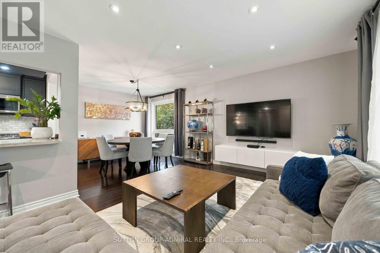 11 Summerglade Drive, Toronto, Ontario  M1S 1W8 - Photo 11 - E14030018