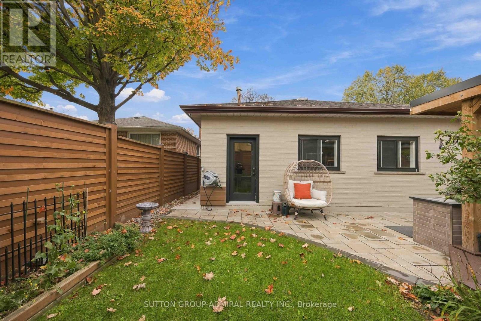 11 Summerglade Drive, Toronto, Ontario  M1S 1W8 - Photo 41 - E14030018
