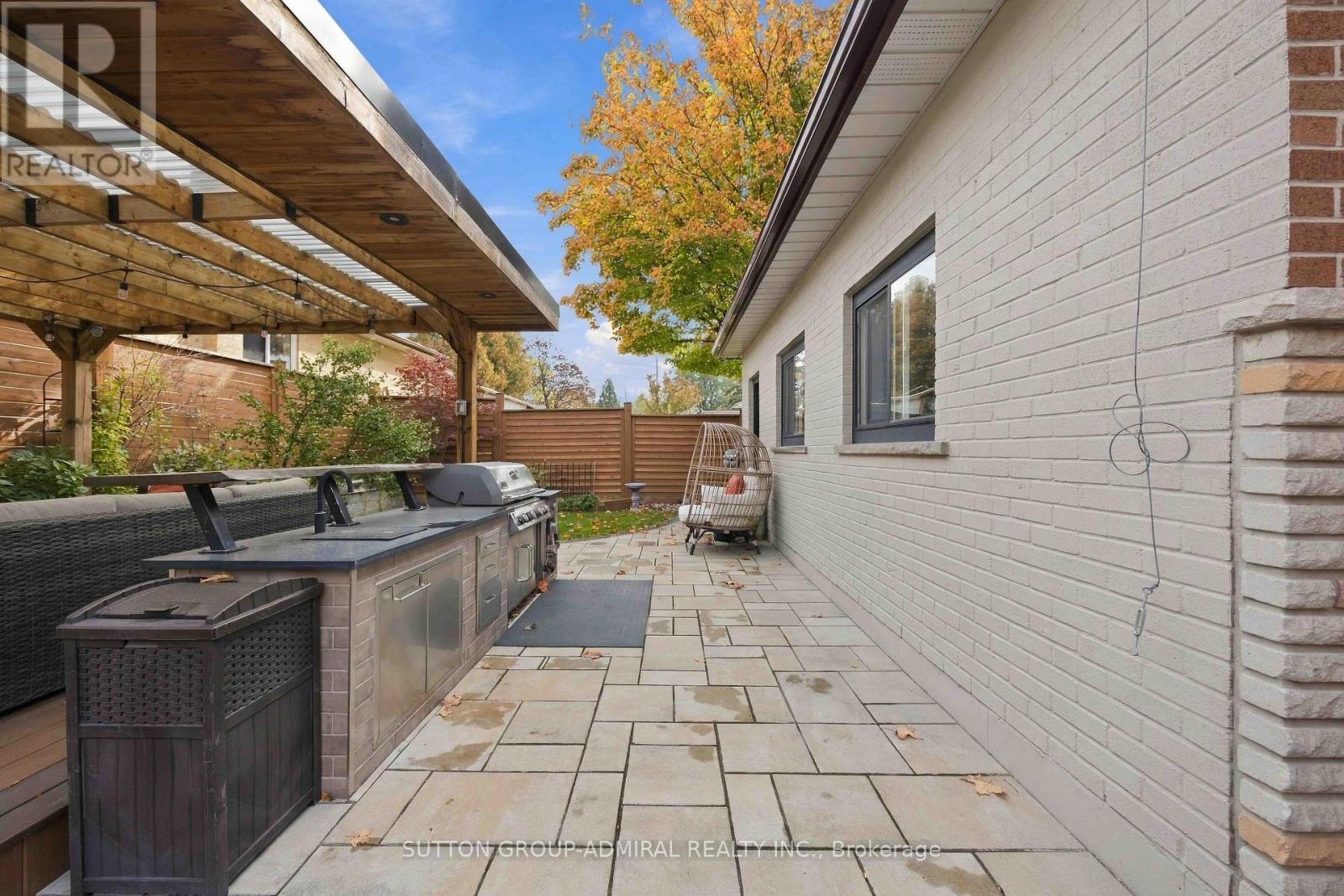11 Summerglade Drive, Toronto, Ontario  M1S 1W8 - Photo 43 - E14030018