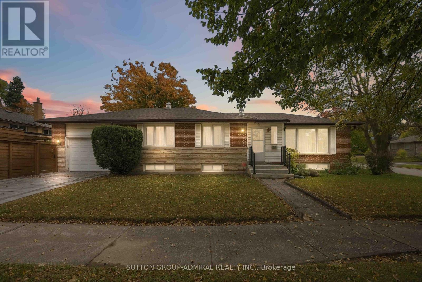 11 Summerglade Drive, Toronto, Ontario  M1S 1W8 - Photo 46 - E14030018