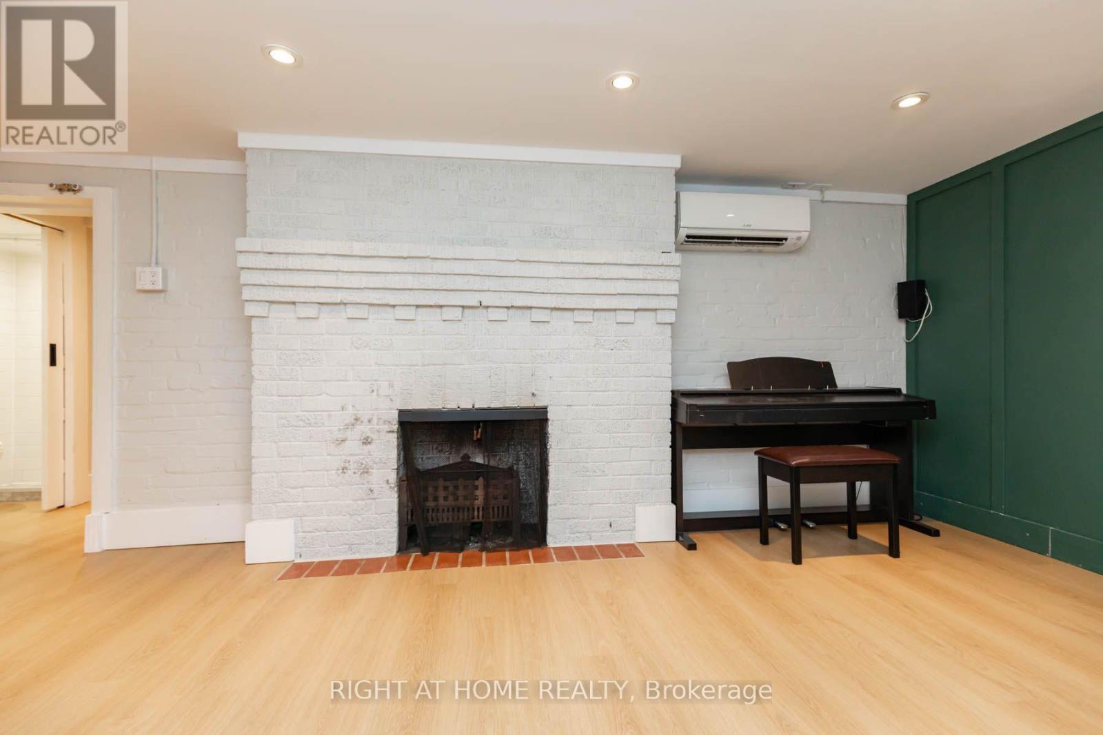 16 Pine Crescent, Toronto, Ontario  M4E 1L2 - Photo 26 - E14030052