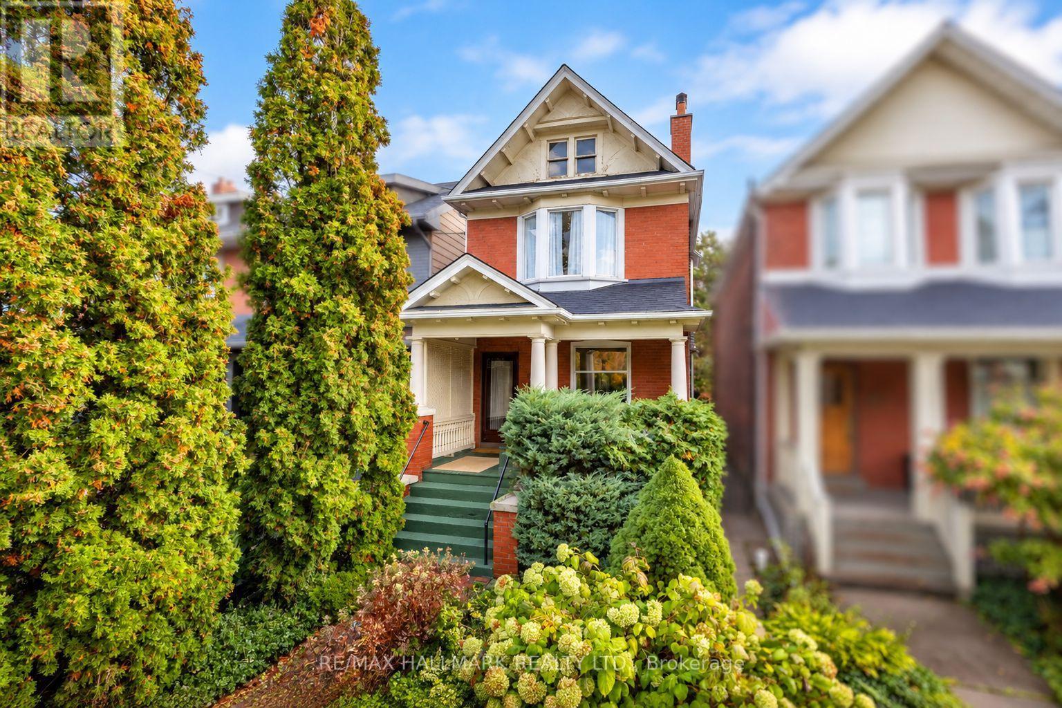 63 CHESTER AVENUE, Toronto, Ontario