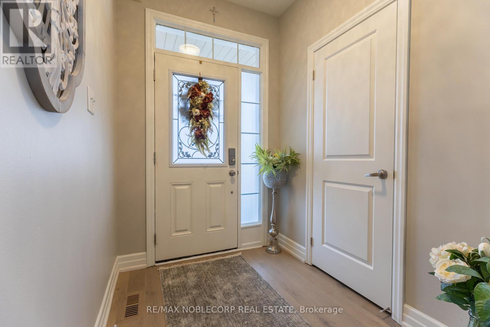 2189 Galloway Street, Innisfil, Ontario  L9S 0H3 - Photo 2 - N14030054