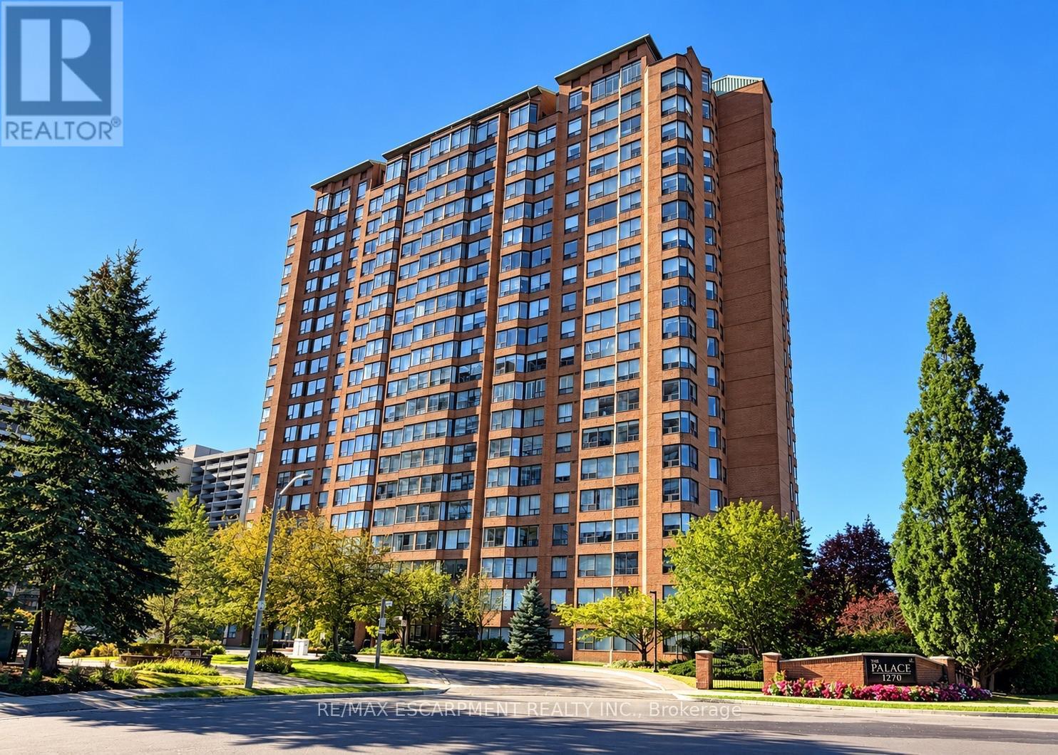 2009 - 1270 MAPLE CROSSING BOULEVARD