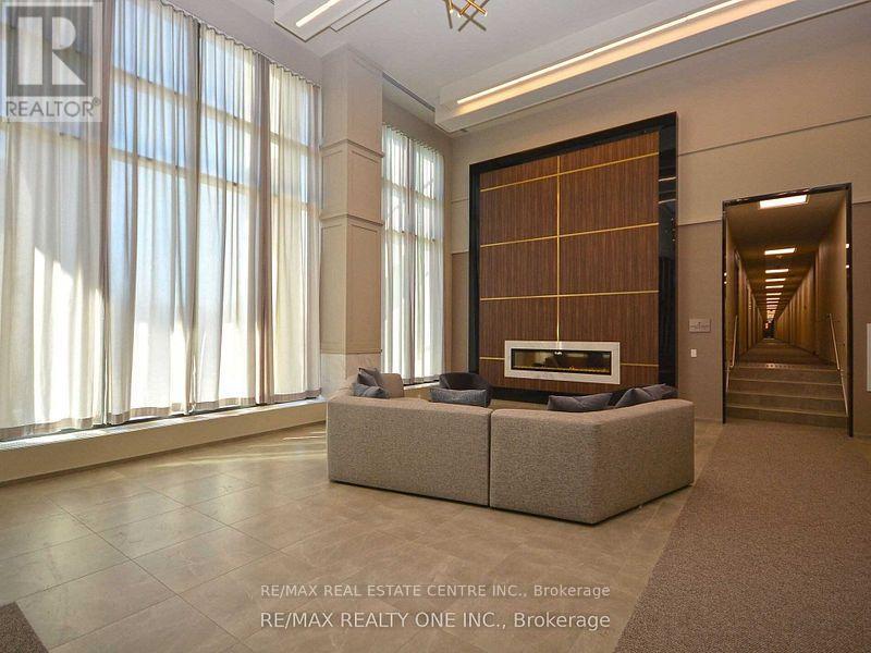 2818 - 4055 Parkside Village Drive, Mississauga, Ontario  L5B 0K8 - Photo 2 - W14030074
