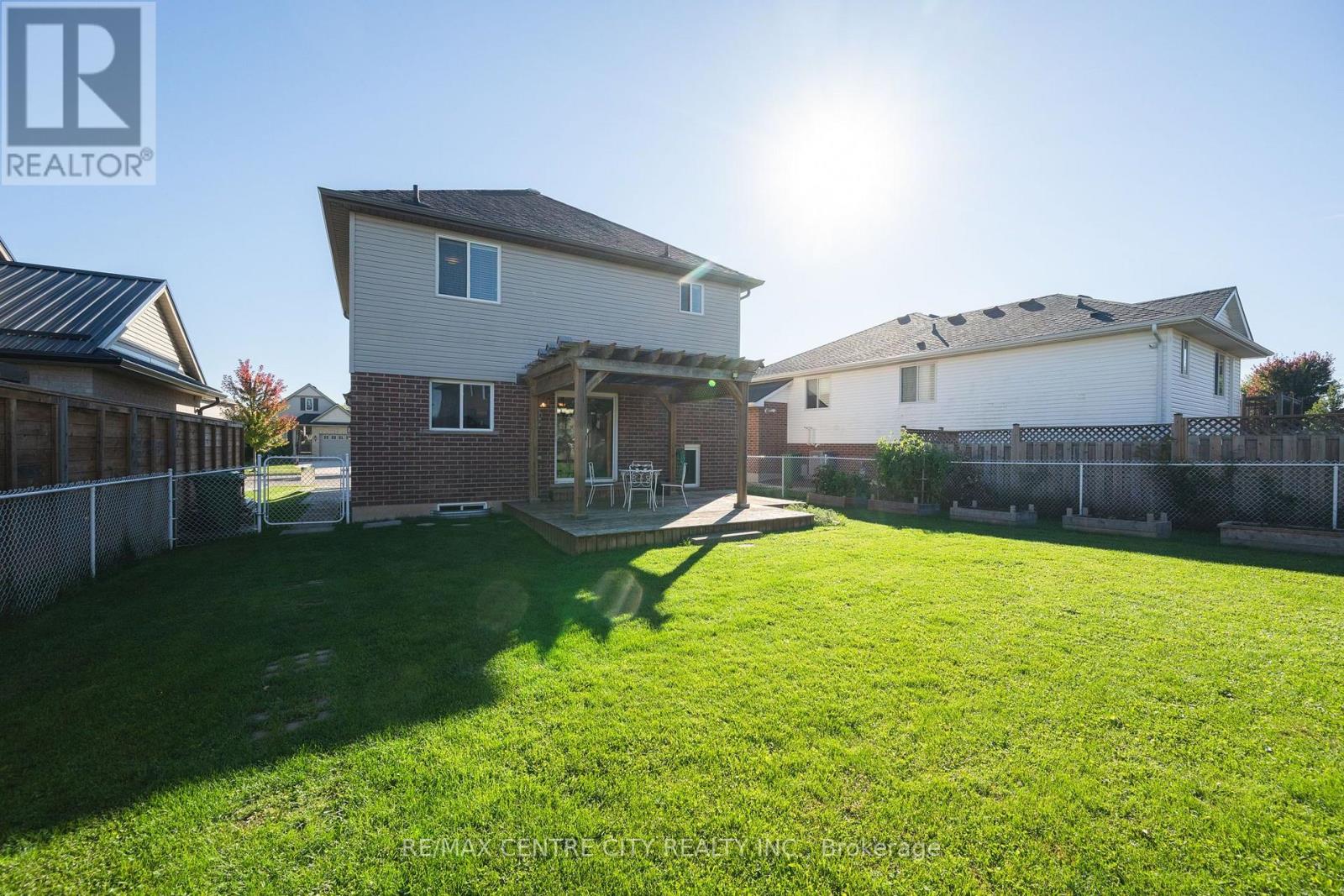 52 Pine Valley Drive, St. Thomas, Ontario  N5R 5J5 - Photo 38 - X14030132