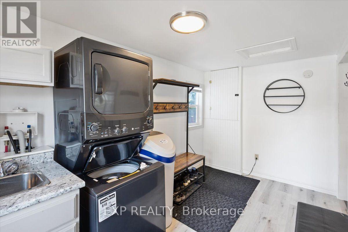 27754 Kerwood Road, Adelaide Metcalfe, Ontario  N0M 2B0 - Photo 29 - X14030156