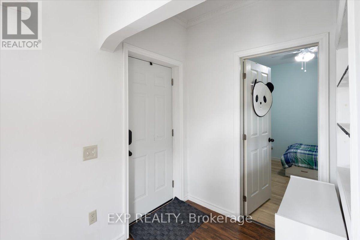 27754 Kerwood Road, Adelaide Metcalfe, Ontario  N0M 2B0 - Photo 6 - X14030156
