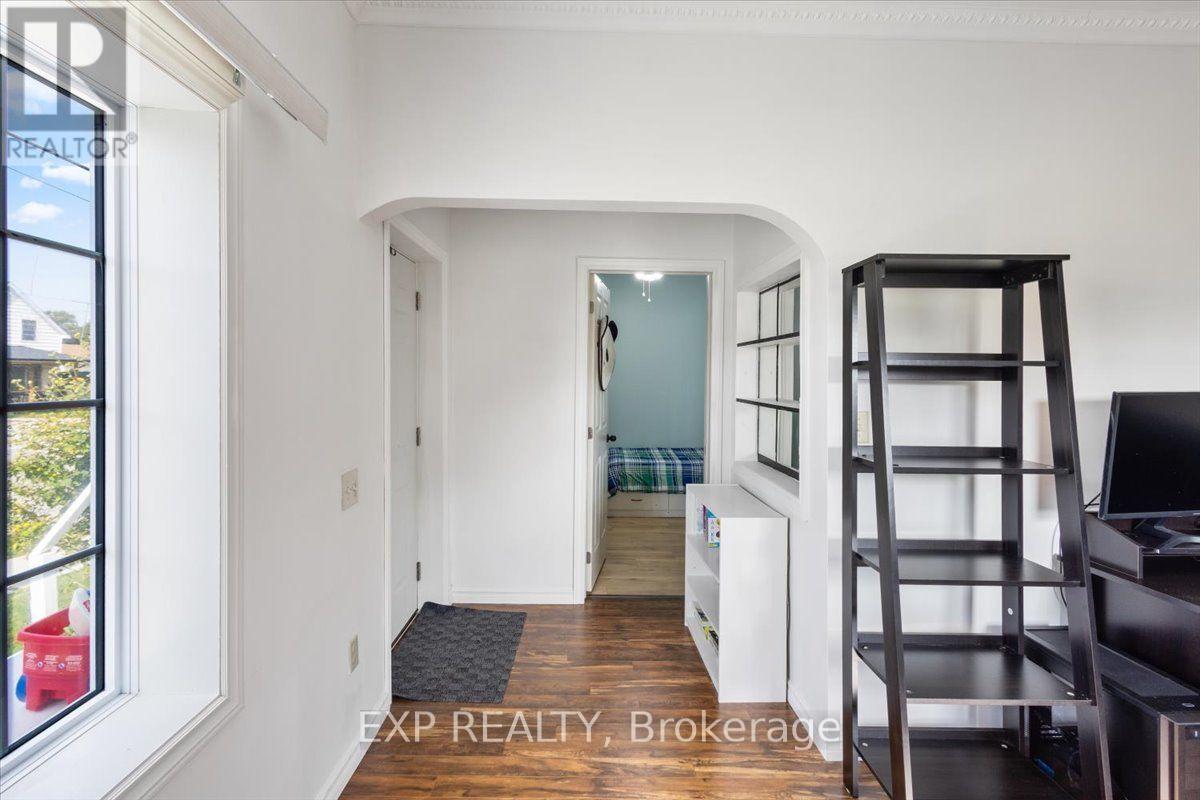 27754 Kerwood Road, Adelaide Metcalfe, Ontario  N0M 2B0 - Photo 7 - X14030156