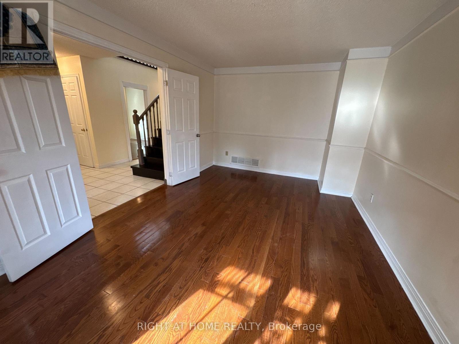 114 Browning Trail, Barrie (Letitia Heights), Ontario  L4N 6R3 - Photo 14 - S14030130