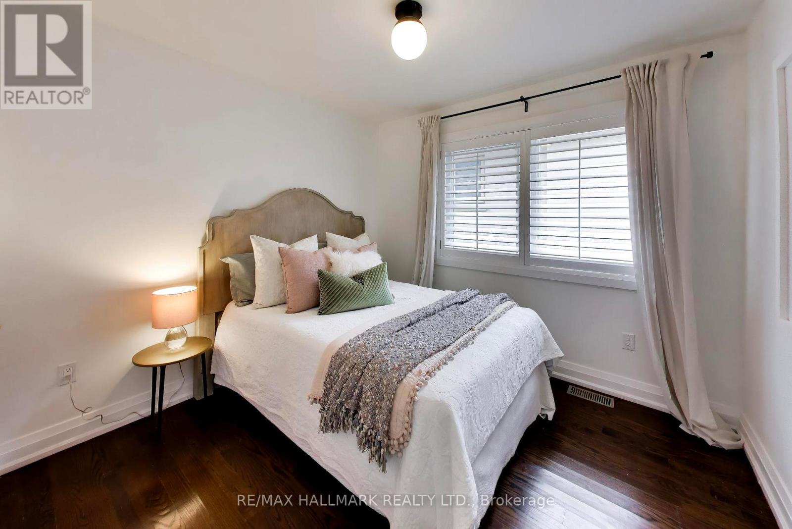 145b Bannockburn Avenue, Toronto, Ontario  M5M 2N4 - Photo 14 - C13862866