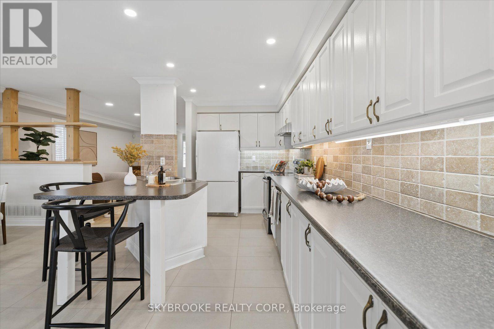 54 Sheardown Trail, Caledon, Ontario  L7E 2B6 - Photo 19 - W14030136