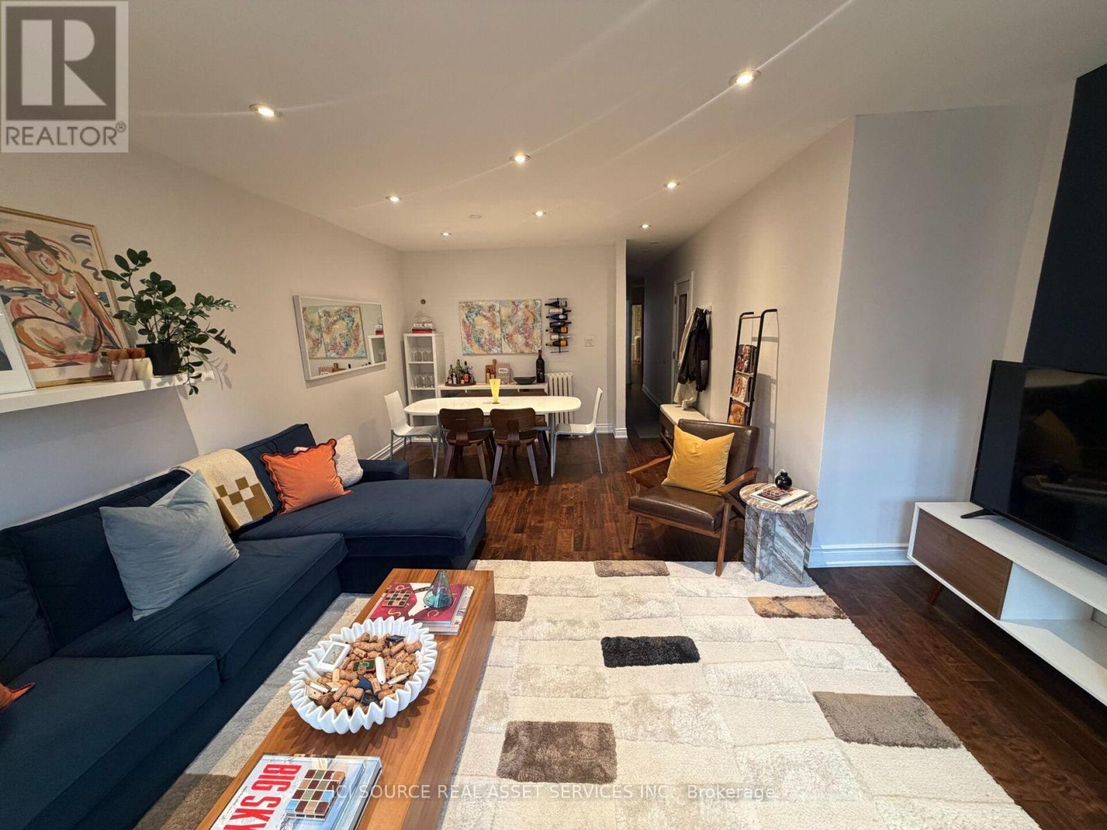 1 (2nd Floor) - 399 Roncesvalles Avenue, Toronto, Ontario  M6R 2N1 - Photo 3 - W14030146