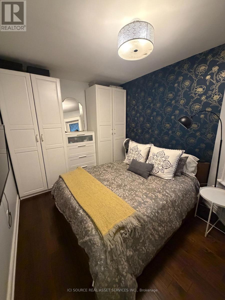 1 (2nd Floor) - 399 Roncesvalles Avenue, Toronto, Ontario  M6R 2N1 - Photo 6 - W14030146