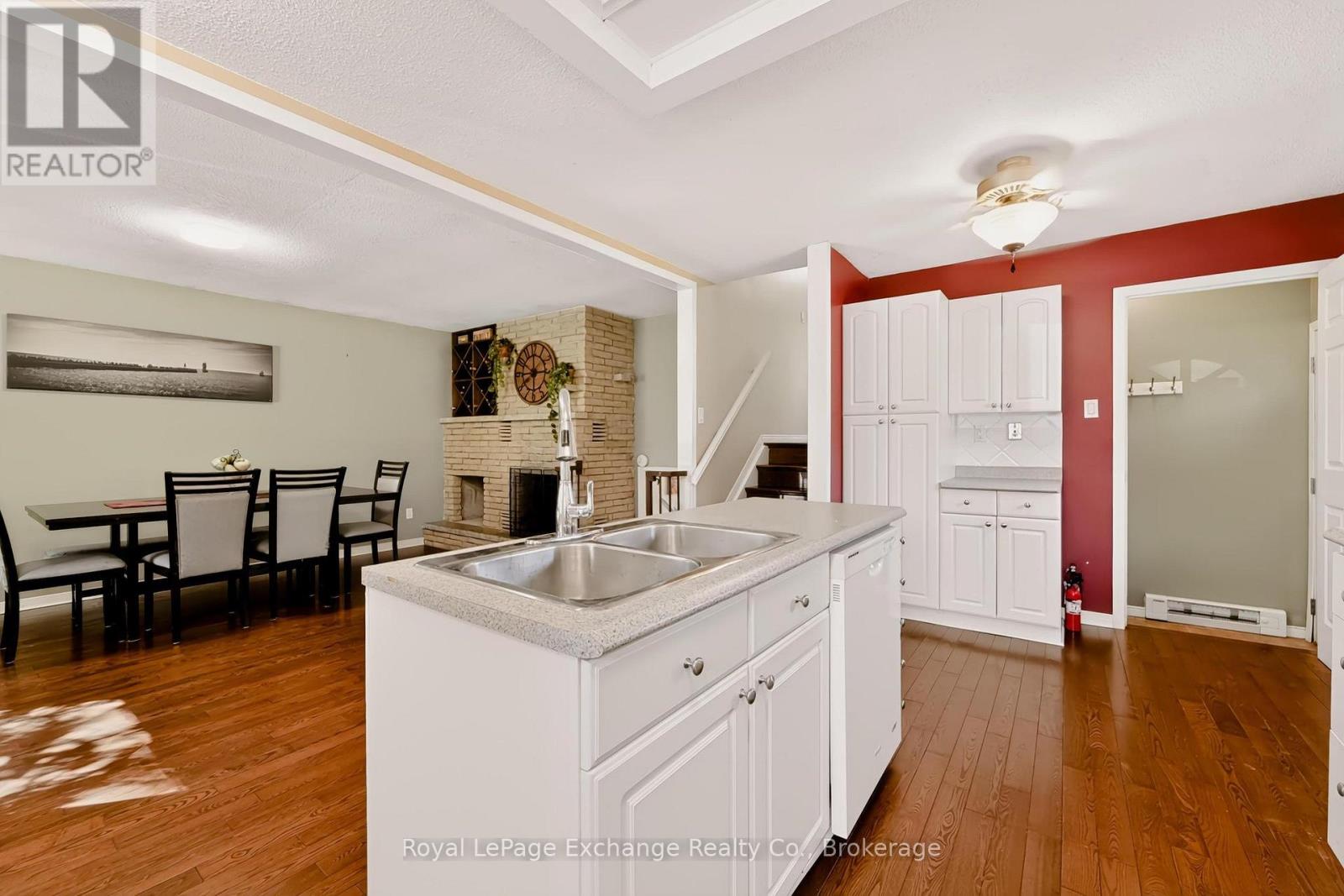672 Palmateer Drive, Kincardine, Ontario  N2Z 1R4 - Photo 19 - X14030226