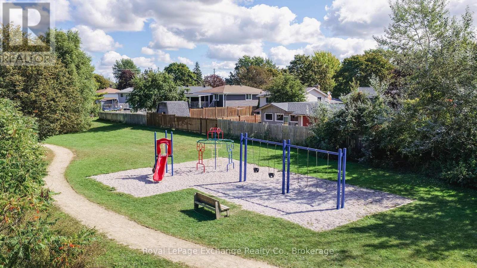 672 Palmateer Drive, Kincardine, Ontario  N2Z 1R4 - Photo 3 - X14030226