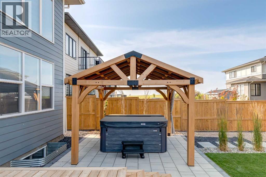 18 South Shore Bay, Chestermere, Alberta T1X 2R9 - Photo 13 - A2335424