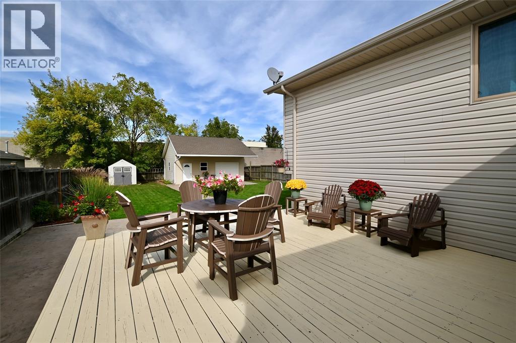 196 Fane STREET St Clair Ontario Canada N0N1G0 3
