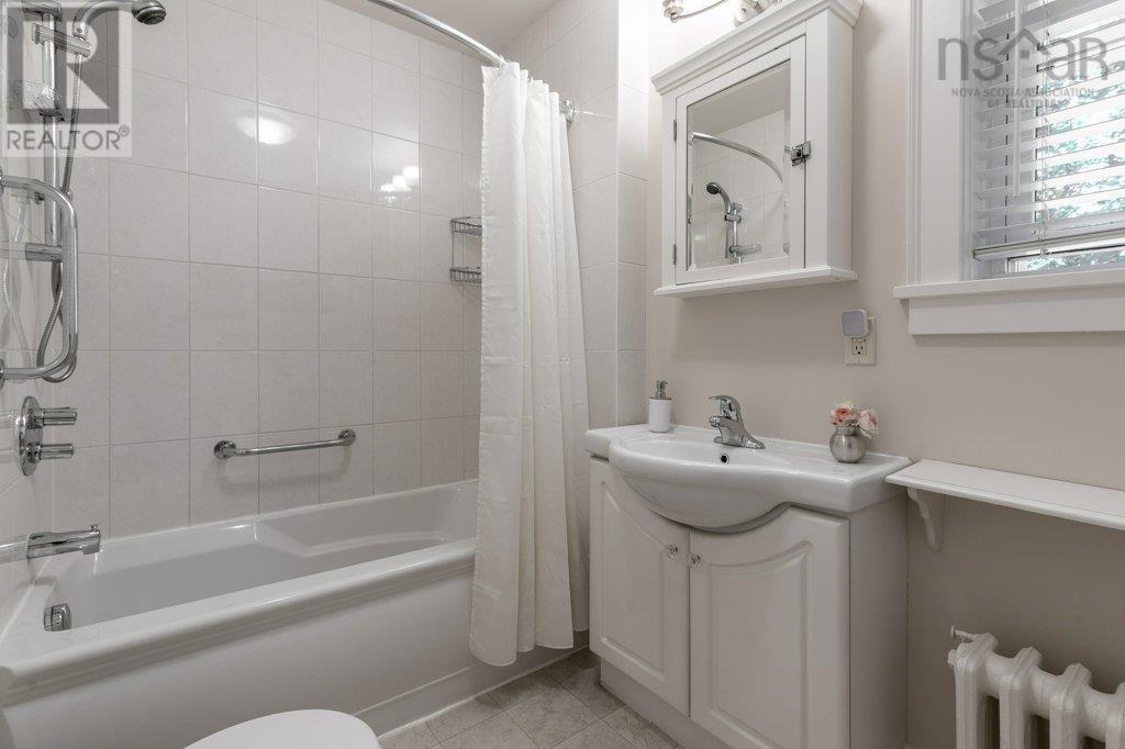 1951 Parkwood Terrace, Halifax, Nova Scotia  B3H 4G4 - Photo 27 - 202625805