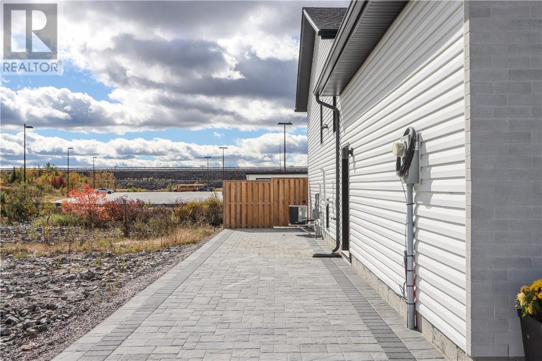 71 Teravista, Greater Sudbury, Ontario  P3E 5A4 - Photo 54 - 2130877