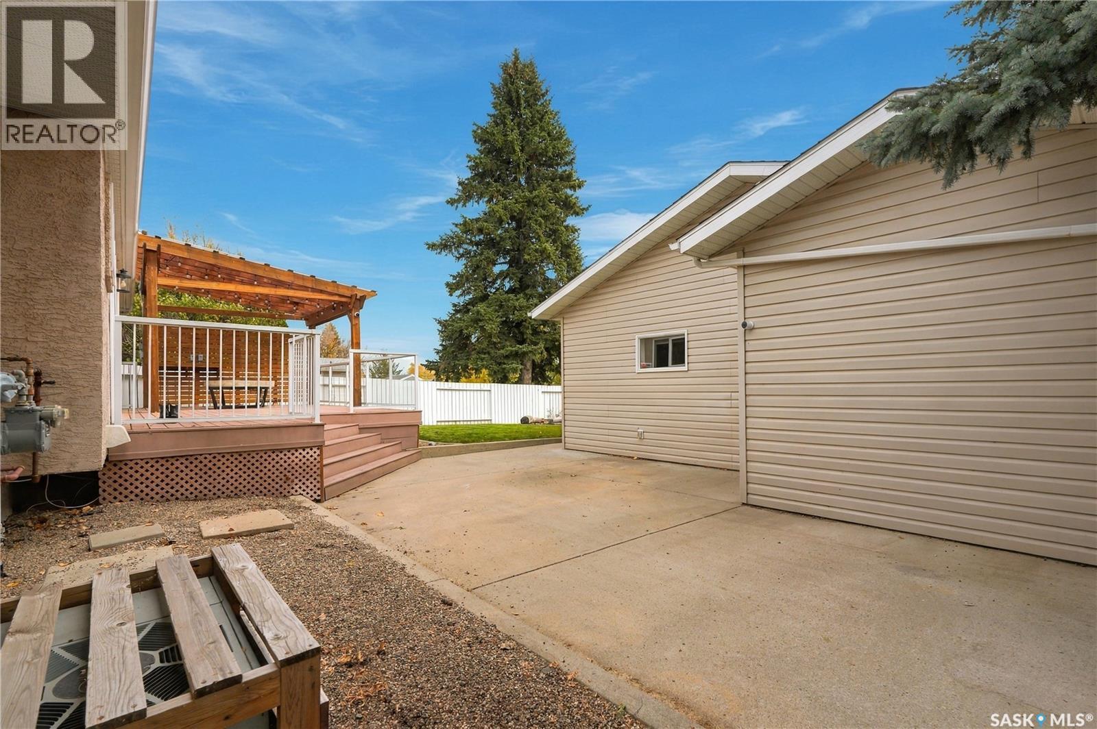 353 Guelph Crescent, Saskatoon, Saskatchewan  S7H 4R1 - Photo 43 - SK051002