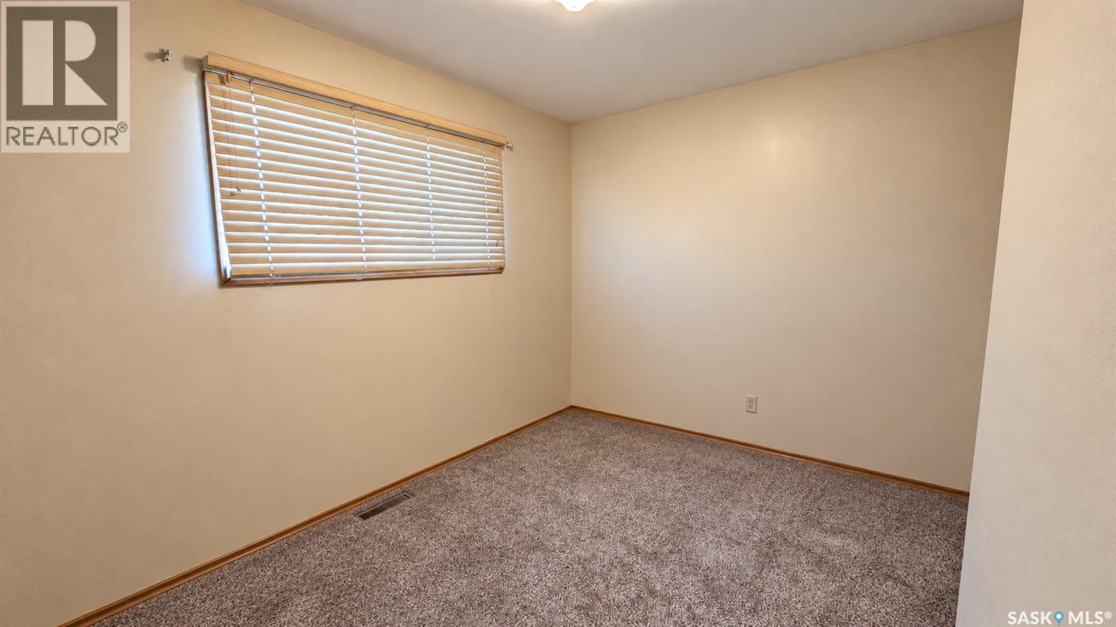 810 96th Avenue, Tisdale, Saskatchewan  S0E 1T0 - Photo 5 - SK050675