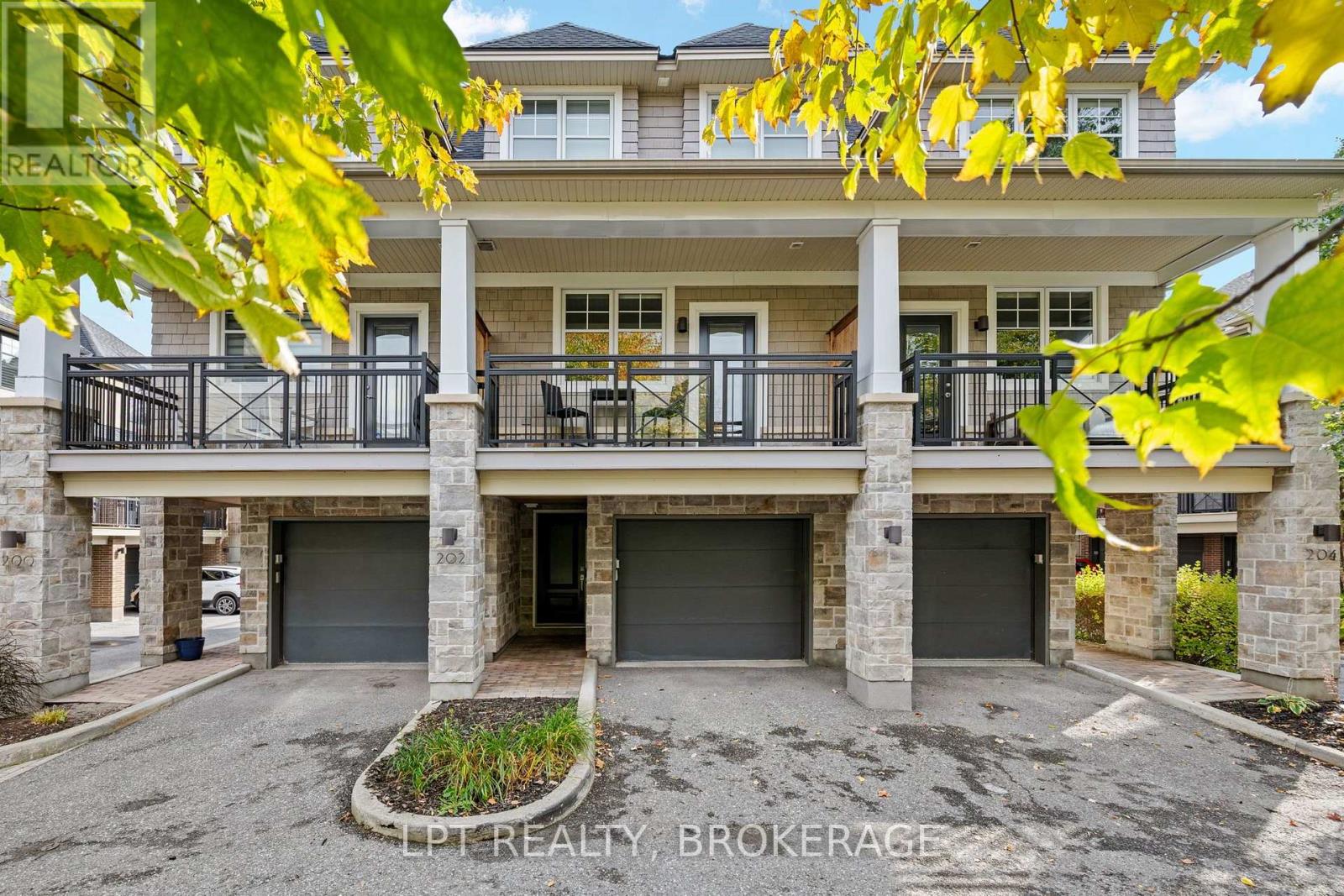 202 DALKEITH PRIVATE, Ottawa, Ontario