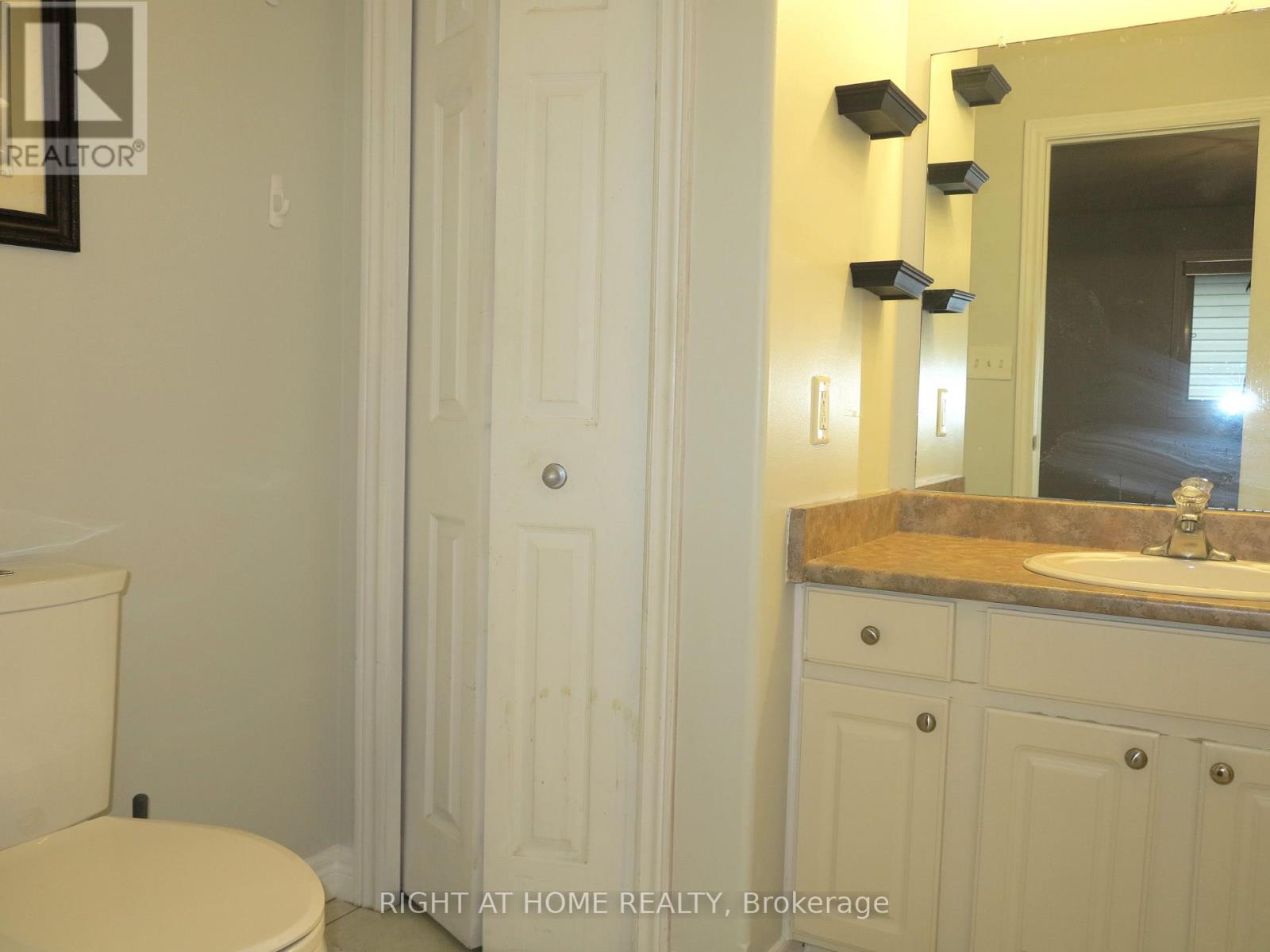 101 Joanne Court, Leamington, Ontario  N8H 5N7 - Photo 11 - X14030268