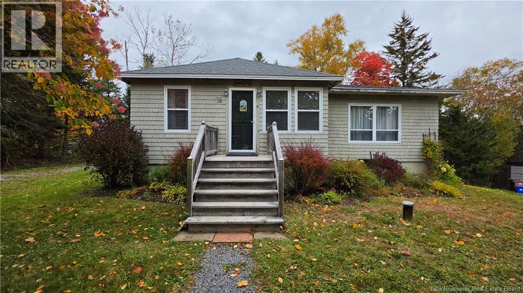 15 Avery Lane, Saint John, New Brunswick  E2M 6Y3 - Photo 3 - NB149634