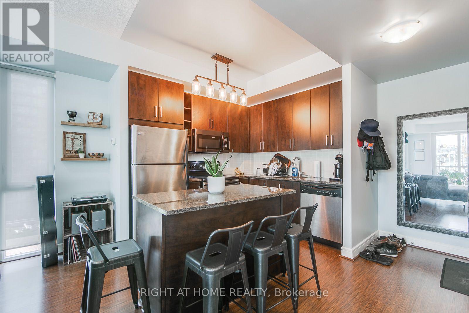 S1201 - 112 George Street, Toronto, Ontario  M5A 4P8 - Photo 3 - C14030284