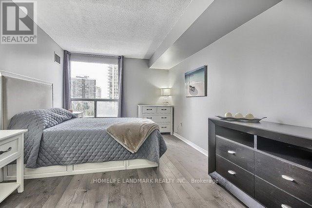 702 - 5 Concorde Place, Toronto, Ontario  M3C 3M8 - Photo 5 - C14030320