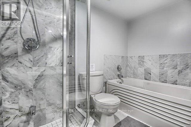 702 - 5 Concorde Place, Toronto, Ontario  M3C 3M8 - Photo 7 - C14030320