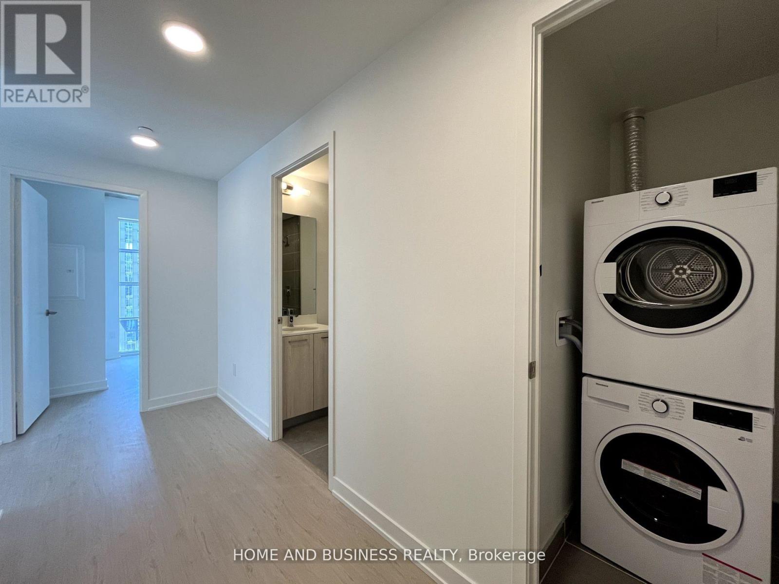 2304 - 65 Mutual Street, Toronto, Ontario  M5B 0E5 - Photo 9 - C14030364