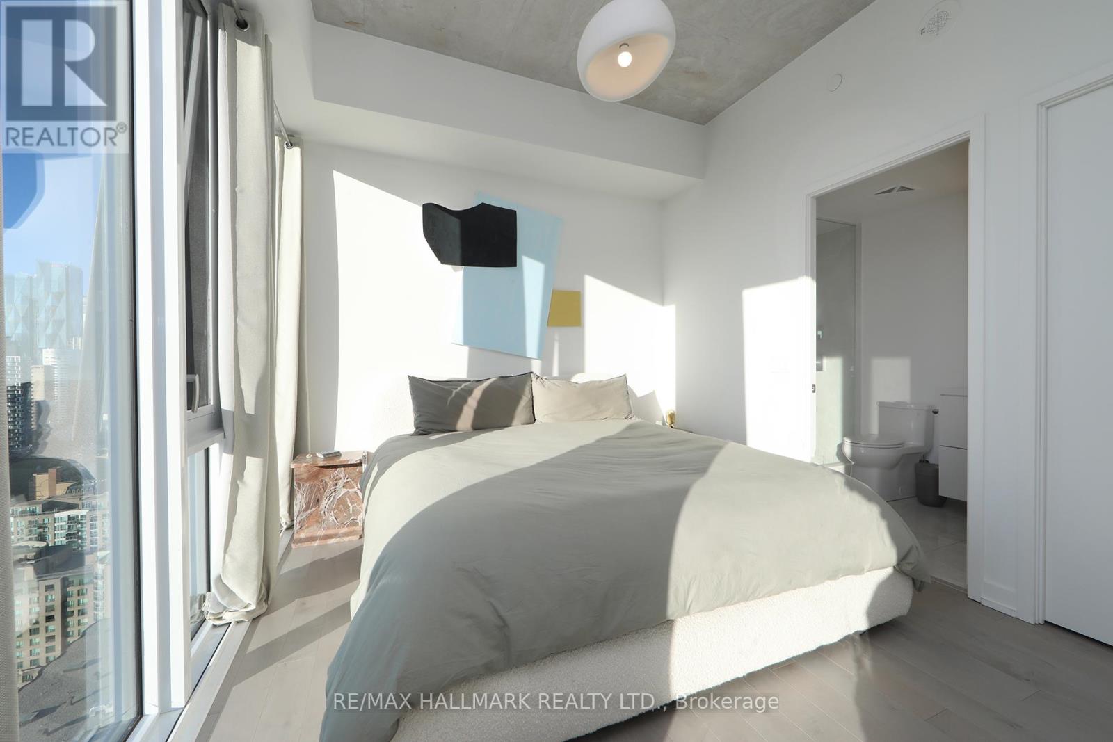 2604 - 158 Front Street E, Toronto, Ontario  M5A 0K9 - Photo 15 - C14030372