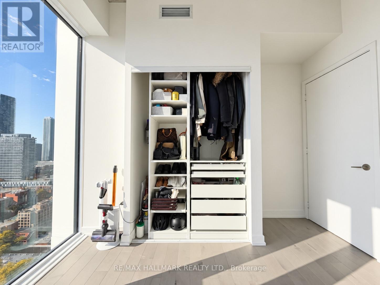 2604 - 158 Front Street E, Toronto, Ontario  M5A 0K9 - Photo 24 - C14030372