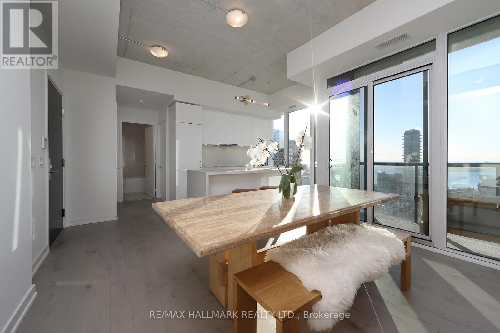 2604 - 158 Front Street E, Toronto, Ontario  M5A 0K9 - Photo 8 - C14030372