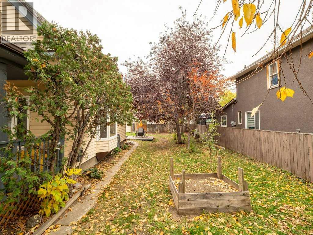 959 8 Street S