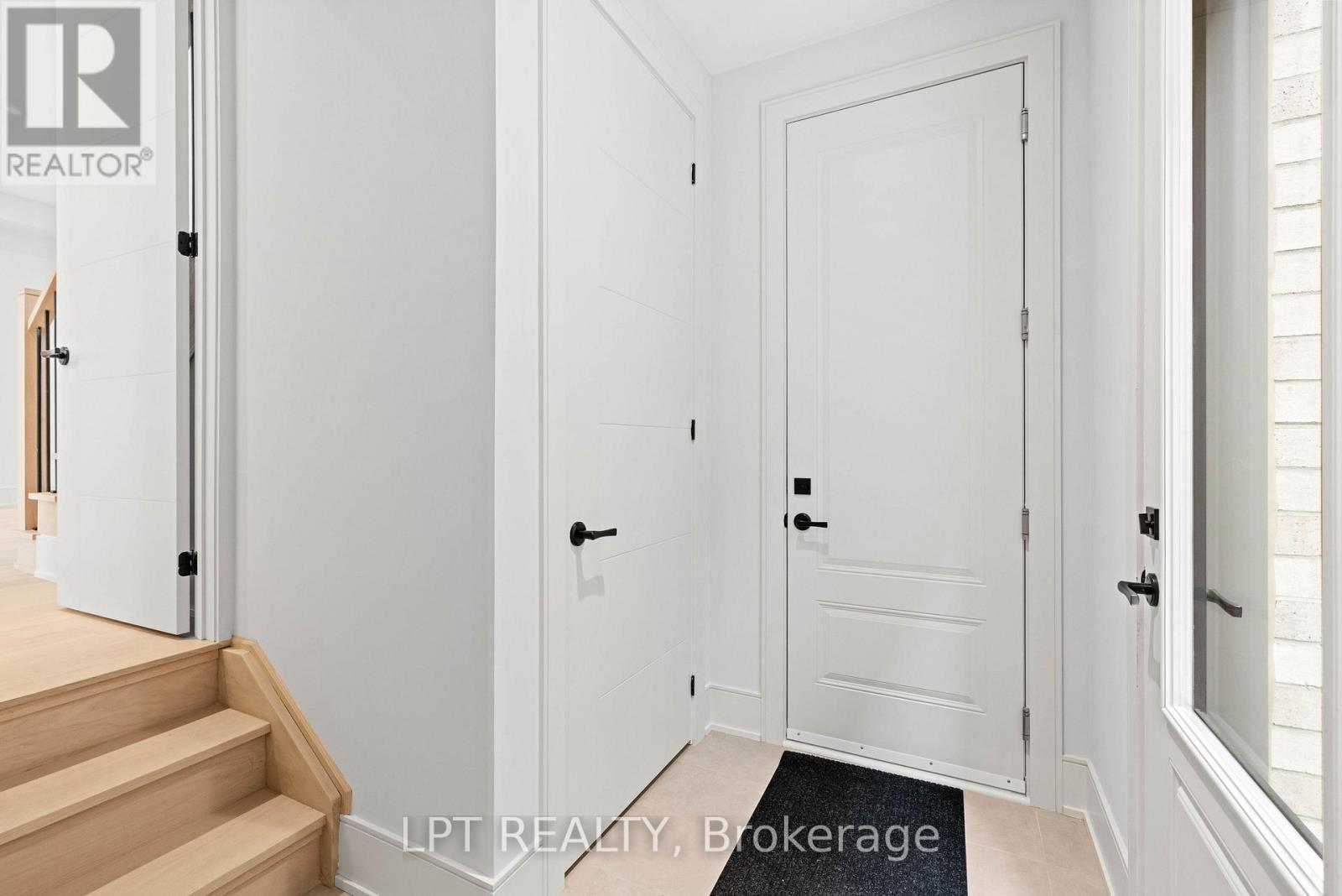 5 Richmond Park Drive, Georgina, Ontario  L4P 0H2 - Photo 46 - N14030304