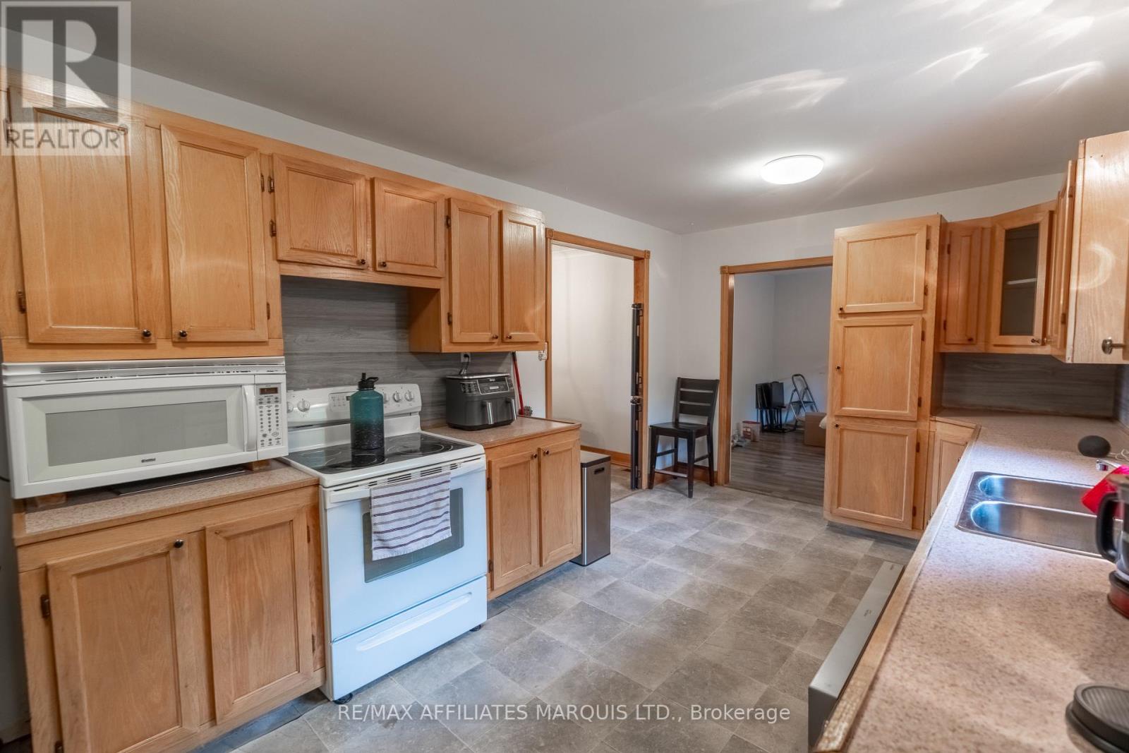 60 Maple Street, South Stormont, Ontario K0C 1M0 - Photo 3 - X14030290